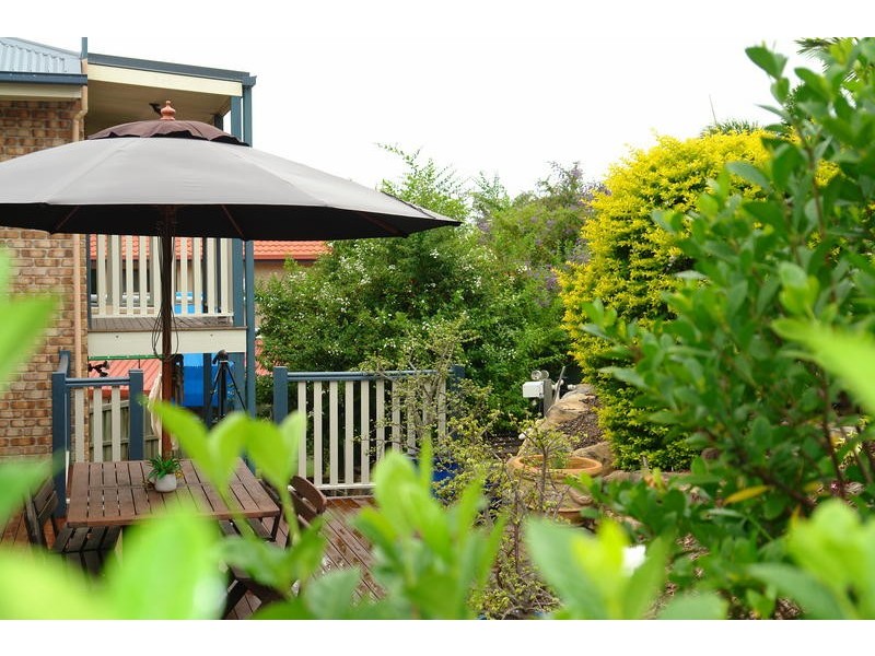 66 Gibson Cres, Bellbowrie QLD 4070